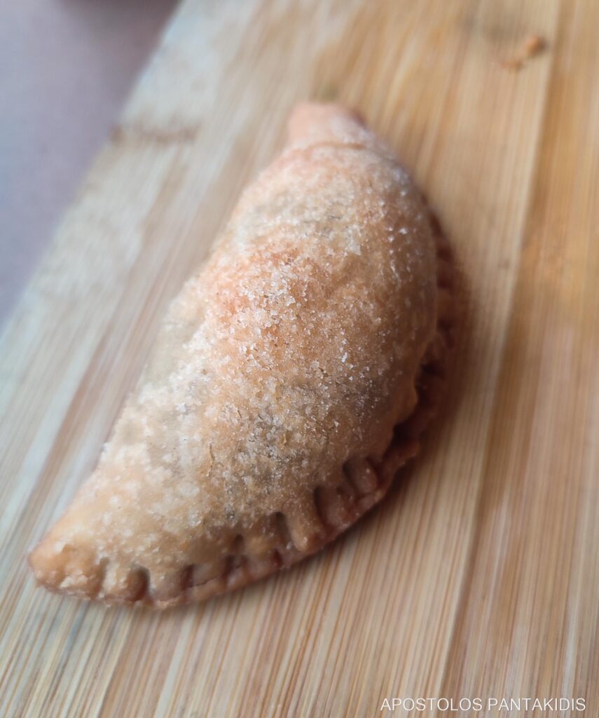 Cheese pies with Kathoura cheese