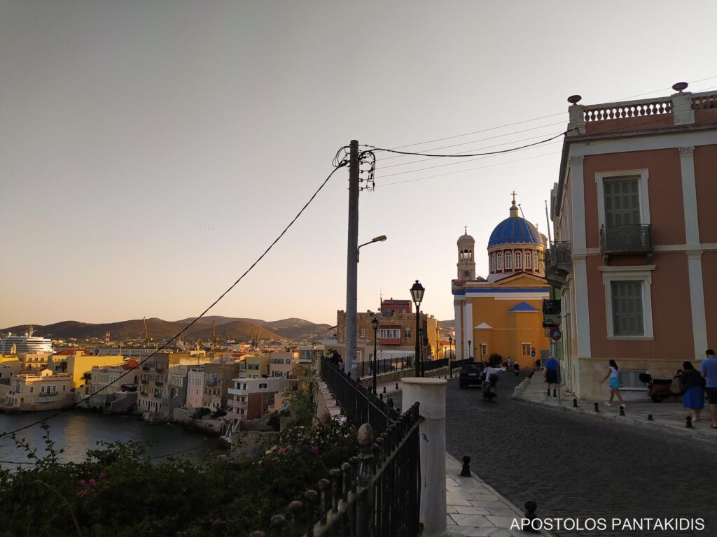 Stroll in Ermoupolis, Syros